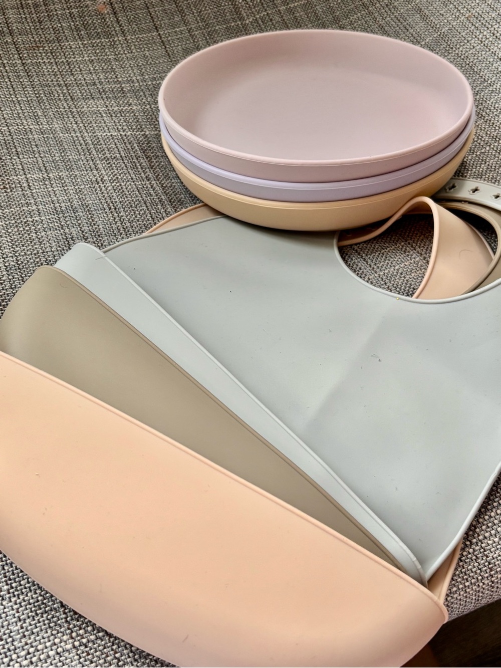 Silicone Pocket Bib & Bowl Set - Pastel Blush/Gray